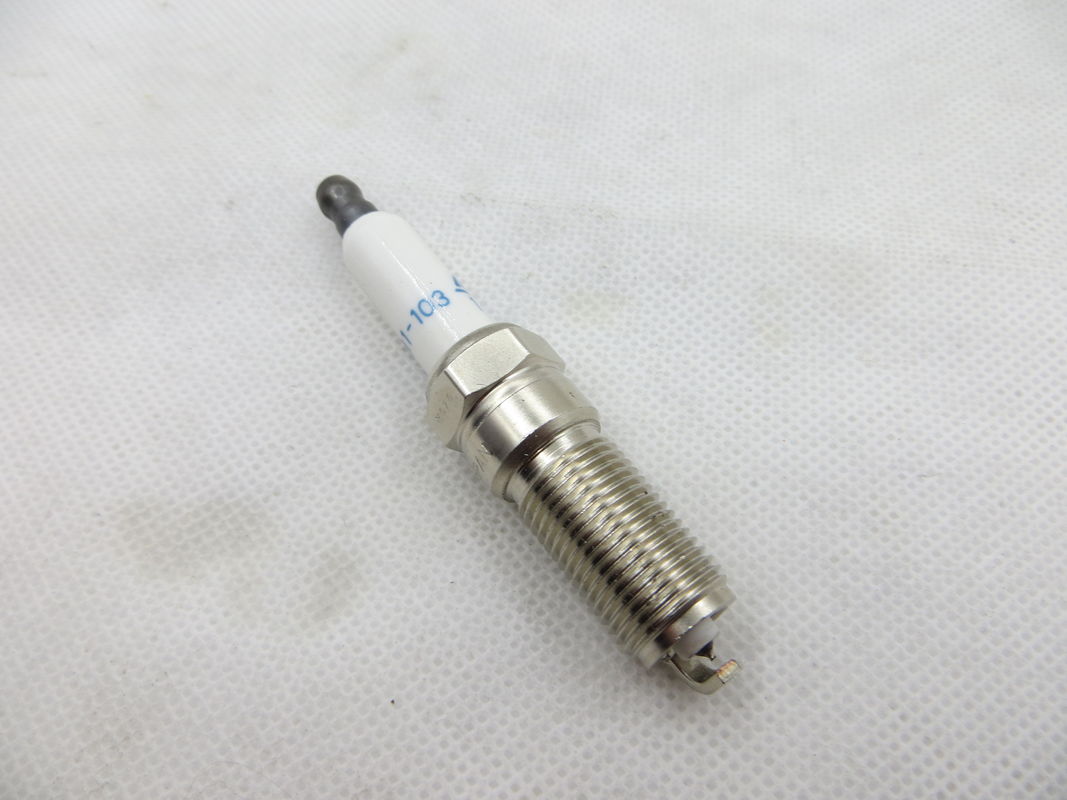 Chevrolet Original Ignition System Spark Plug OEM 1262525058 Vehicle Parts