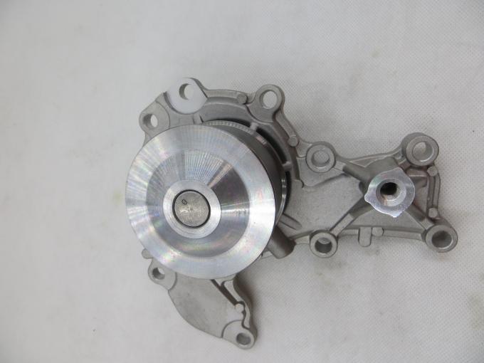 ISO Auto Water Pump For Isuzu With Aluminum Casting OEM 8971675540